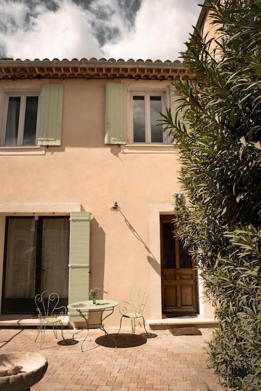 La Maison Du Bassin リル・シュル・ラ・ソルギュ エクステリア 写真